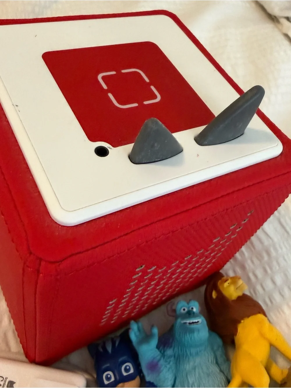 Toniebox 1, original version, with 12 tonies